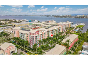 804 E Windward 207 Way 207, Lantana