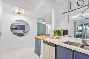 804 E Windward 207 Way 207, Lantana, FL 33462 - MLS#R11069098