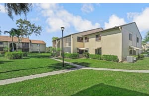 528 Shady Pine Way B2, Greenacres, FL 33415 Sold 09/17/25