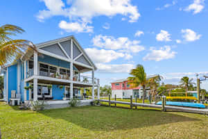 18 Vip Island B Island 0, Grant Valkaria, FL 32949 Sold 08/27/25