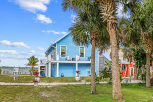 18 Vip Island B Island 0, Grant Valkaria, FL 32949 Sold 08/27/25
