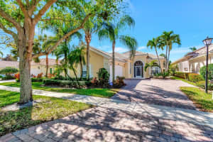 8204 Pine Cay Road, Wellington, FL 33414 Sold 04/02/25
