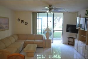 5250 Las Verdes Circle 105, Delray Beach, FL 33484 - MLS#R11069258