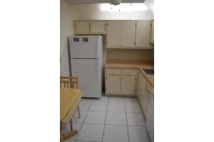 5250 Las Verdes Circle 105, Delray Beach, FL 33484 Sold 11/25/25