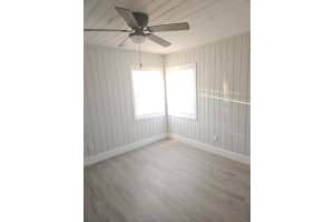 721 SW 10th Street, Delray Beach, FL 33444 Sold 04/30/25