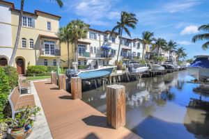 813 Estancia Way, Boynton Beach, FL 33435 - MLS#R11069289