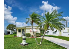 7338 SE Swan Avenue, Hobe Sound, FL 33455 Sold 05/05/25