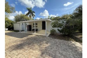 1117 SW Buckskin Trail, Stuart, FL 34997 Sold 06/20/25