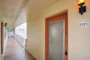 221 Piedmont E, Delray Beach, FL 33484 Sold 07/18/25