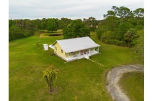 2775 Twin Oaks Trail, Fort Pierce, FL 34945 Sold 04/18/25