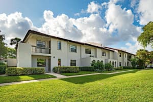 9232 Pecky Cypress Lane 2-e, Boca Raton