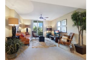 520 SE 5th Avenue 2405, Fort Lauderdale, FL 33301 Sold 07/31/25