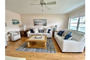 114 Oakridge I, Deerfield Beach, FL 33442 Sold 05/30/25