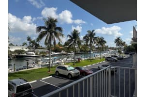 1731 SE 15th Street 201, Fort Lauderdale, FL 33316 - MLS#R11069575