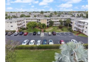 2615 N Garden Drive 206, Lake Worth
