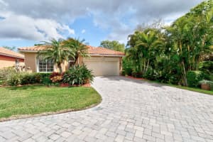 6180 Dorchester Way, Vero Beach