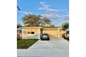 1023 N F Street, Lake Worth Beach, FL 33460 Sold 04/16/25