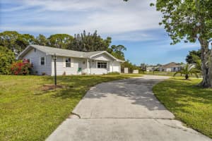 138 S Wimbrow Drive, Sebastian, FL 32958 Sold 05/15/25