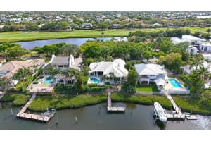 121 Spinnaker Lane, Jupiter, FL 33477 Sold 04/03/25