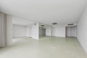 2000 Presidential Way 1903, West Palm Beach, FL 33401 Sold 05/07/25