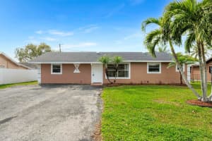 816 NE 22nd Street, Belle Glade, FL 33430 Sold 04/25/25