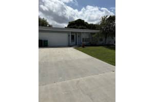 538 NW Avon Avenue, Port Saint Lucie, FL 34983 Sold 04/08/25