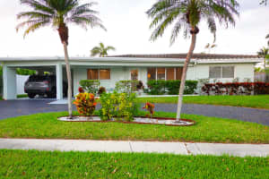 829 SE 16 Place, Deerfield Beach, FL 33441 Sold 05/01/25