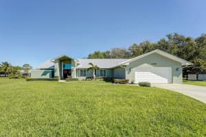 2195 NE Chestnut Court, Jensen Beach, FL 34957 Sold 05/02/25