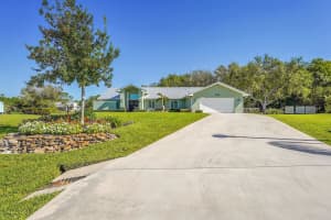 2195 NE Chestnut Court, Jensen Beach, FL 34957 Sold 05/02/25