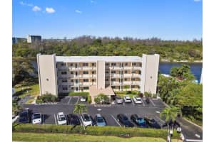 333 NE 19th Avenue 202, Deerfield Beach, FL 33441 Sold 01/10/26