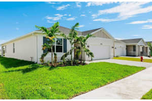 8990 Dahlia Cir Circle, Port Saint Lucie