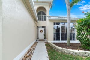 1323 Fairfax Circle E, Boynton Beach, FL 33436 Sold 05/02/25