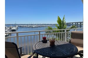 815 NW Flagler Avenue 305, Stuart, FL 34994 - MLS#R11070167