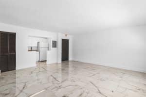 241 SE 9th Avenue 204, Pompano Beach, FL 33060 Sold 04/15/25
