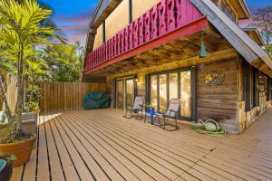 3443 Frontier Avenue, Lake Worth, FL 33467 Sold 04/18/25