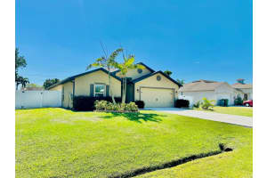 712 SW Mccullough Avenue, Port Saint Lucie, FL 34987 Sold 05/28/25