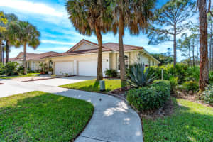 6872 SE Warwick Lane, Stuart, FL 34997 Sold 04/14/25
