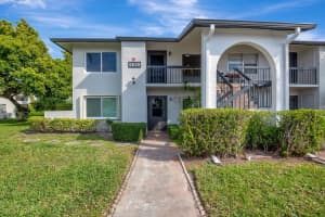 5635 Queen Palm Court Unit E, Delray Beach, FL 33484 - MLS#R11070355