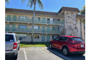 400 Village Green Circle W 118, Palm Springs, FL 33461 Sold 08/08/25