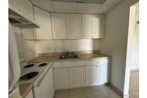 400 Village Green Circle W 118, Palm Springs, FL 33461 Sold 08/08/25