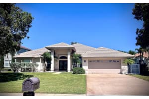 5646 Lake Shore Village Circle, Lake Worth, FL 33463 Sold 04/25/25