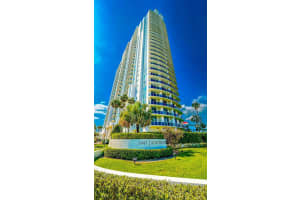 1945 S Ocean Drive 1908, Hallandale Beach, FL 33009 Sold 05/30/25