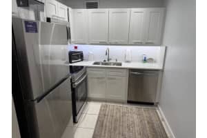 150 Newport J, Deerfield Beach, FL 33442 Sold 09/11/25