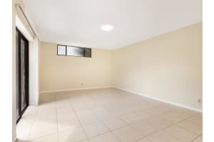 154 Springdale Circle, Palm Springs, FL 33461 Sold 04/25/25