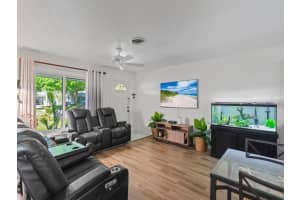 1010 35th Avenue, Vero Beach, FL 32960 Sold 04/25/25