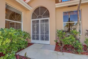 216 Hampton Court, Jupiter, FL 33458 Sold 09/17/25