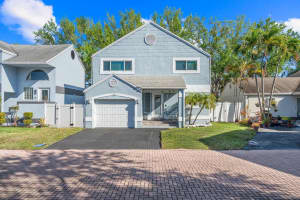 381 NW 101st Terrace NW, Pembroke Pines, FL 33026 Sold 07/18/25