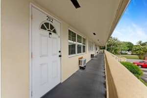 212 Sussex K, West Palm Beach, FL 33417 Sold 06/11/25