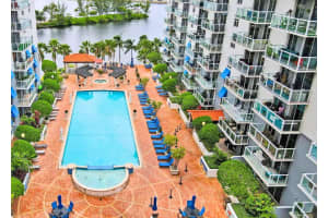 5077 Nw NW 7th Street Street 1016, Miami, FL 33126 Sold 04/15/25