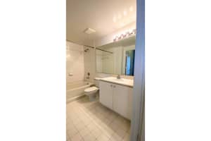 5077 Nw NW 7th Street Street 1016, Miami, FL 33126 Sold 04/15/25